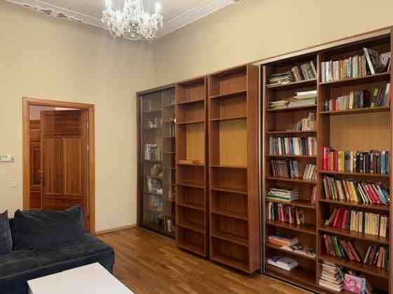 Просторная 5-комнатная квартира в центре Риги!  Квартира с продуманной Rīga