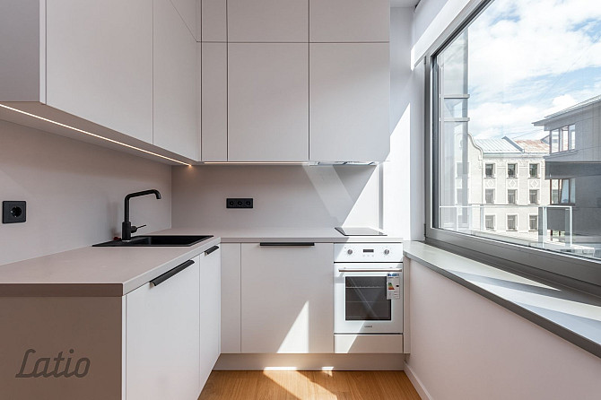 Izīrē modernu un mājīgu studijas tipa dzīvokli pašā Rīgas centrā, Stabu ielā 2A. Rīga - foto 4