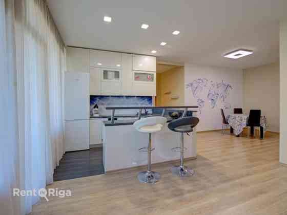 Продаётся 3-комнатная квартира в новом проекте VARAVĪKSNES NAMI  В продаже светлая, Rīga