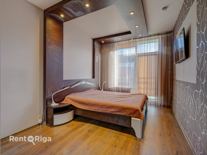 Pārdod 3-istabu dzīvokli jaunajā projektā VARAVĪKSNES NAMI  Pārdošanā gaišs, mājīgs un Rīga - foto 9