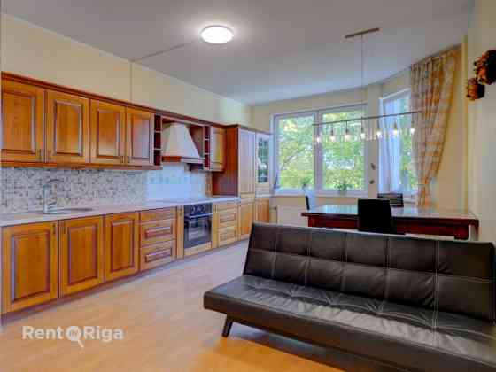 Сдаётся светлая и уютная квартира в проекте "Duntes ozoli"  Предлагается просторная и Рига