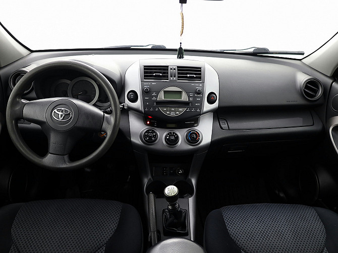 Toyota RAV4 Linea Sol 4x4 2.2 D-4D 100kW Tallina - foto 5