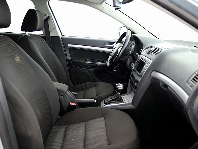 Skoda Octavia Comfortline Facelift ATM 1.4 90kW Таллин - изображение 6