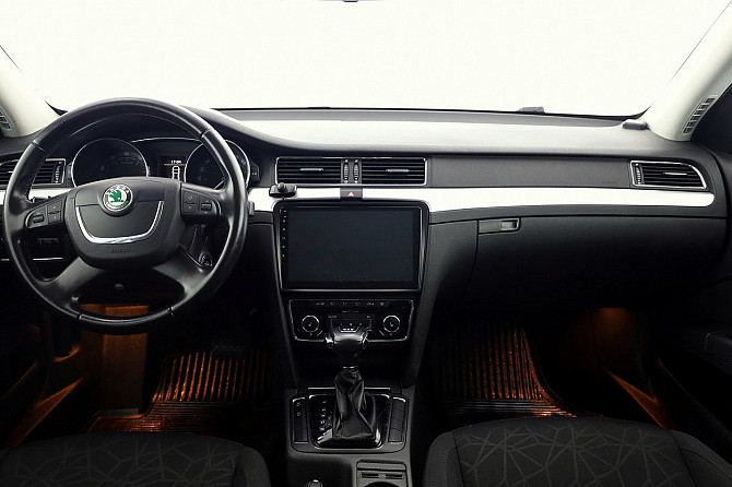 Skoda Superb Family ATM 1.8 118kW Таллин - изображение 5