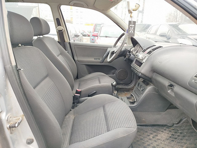 Volkswagen Polo Comfortline 1.4 44kW Таллин - изображение 6