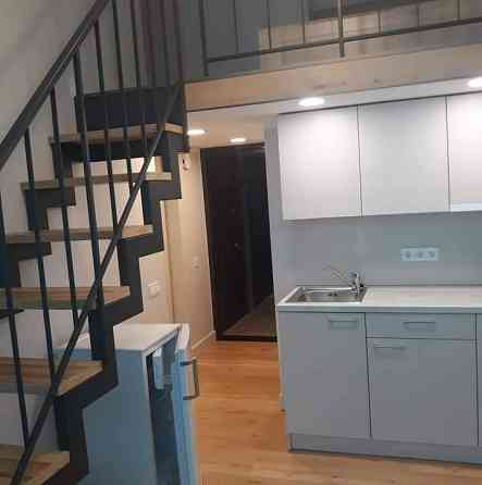 Rīga, Zasulauka ielā 28 tiek izīrēts divstāvu dzīvoklis. Dzīvokļa platība ir 23 kvadrātmetri.... Рига