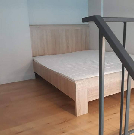 Rīga, Zasulauka ielā 28 tiek izīrēts divstāvu dzīvoklis. Dzīvokļa platība ir 23 kvadrātmetri.... Рига - изображение 4