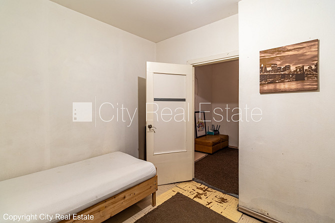 Zeme īpašumā, pagalma ēka, labiekārtota apzaļumota teritorija, vieta automašīnai, Rīga - foto 10