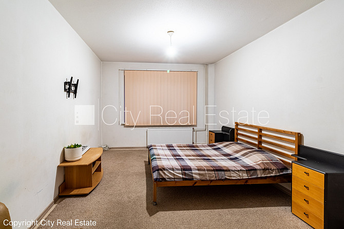 Zeme īpašumā, pagalma ēka, labiekārtota apzaļumota teritorija, vieta automašīnai, Rīga - foto 5