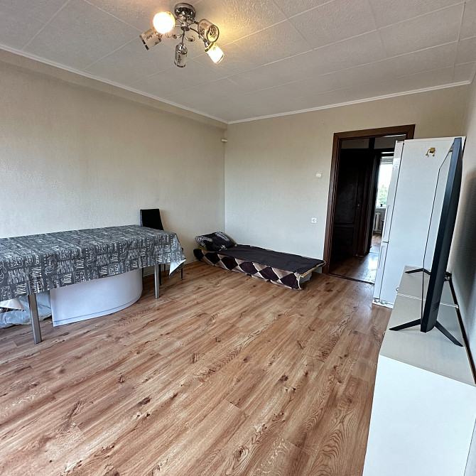 Продаётся просторная 3-комнатная квартира (61, 5 м²) в районе Кенгарагс отличное расположение для... Рига - изображение 4