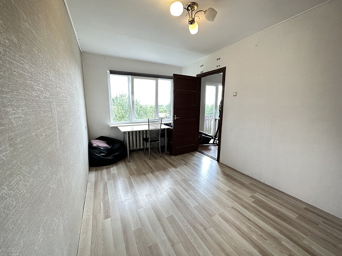 Продаётся просторная 3-комнатная квартира (61, 5 м²) в районе Кенгарагс отличное расположение для... Рига - изображение 3