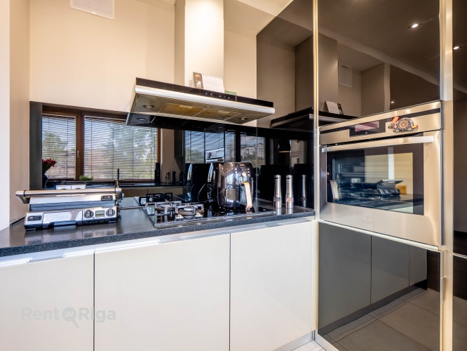 Bright and cozy 4-room apartment in residential project in the city center.  Great and quiet locatio Рига - изображение 8