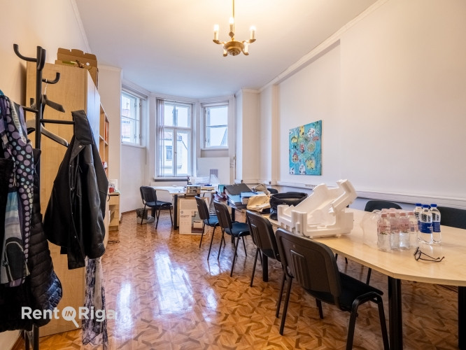 Biroja telpas prestižā vietā  Elizabetes ielā  Piedāvājam nomāt biroju Rīgas centrā, Rīga - foto 9