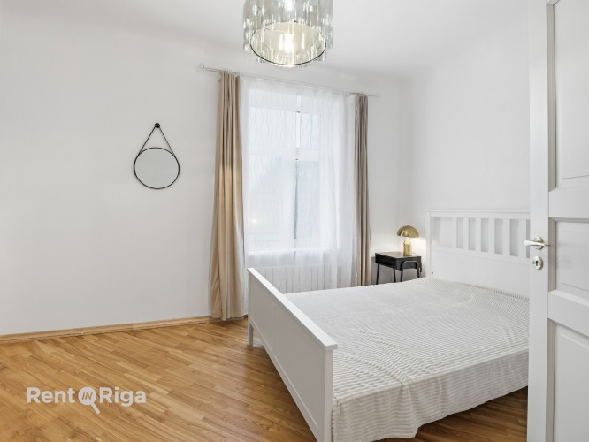 4-room apartment with a park view in the center of Riga.  A cozy and bright four-room apartment is a Рига - изображение 10