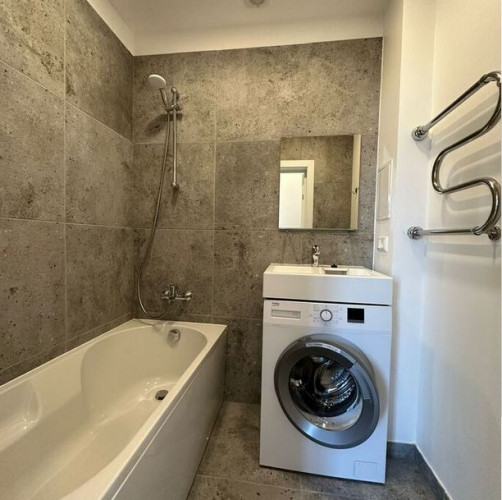 Izīrē 3-istabu dzīvokli, 52 m2 platībā Skolas ielā 13, Rīgā.  Dzīvokļa plānojums sastāv no 2 izolētā Рига - изображение 6