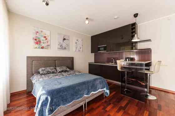 Просторная студия в новом проекте на Кипсале.  Квартира включает гостиную, Рига