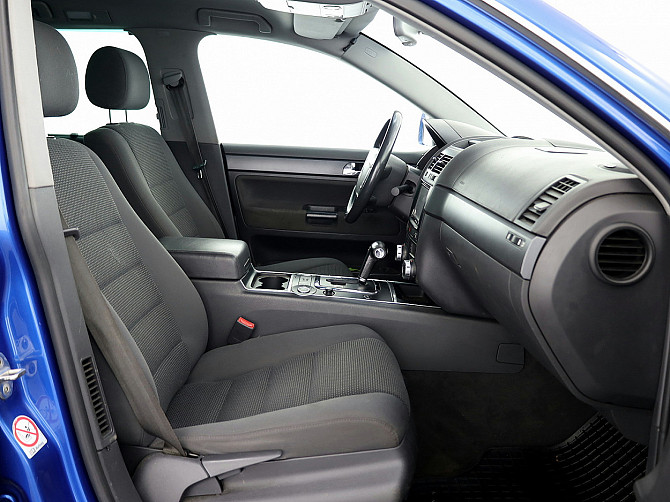 Volkswagen Touareg R-Line ATM 2.5 TDI 128kW Tallina - foto 6