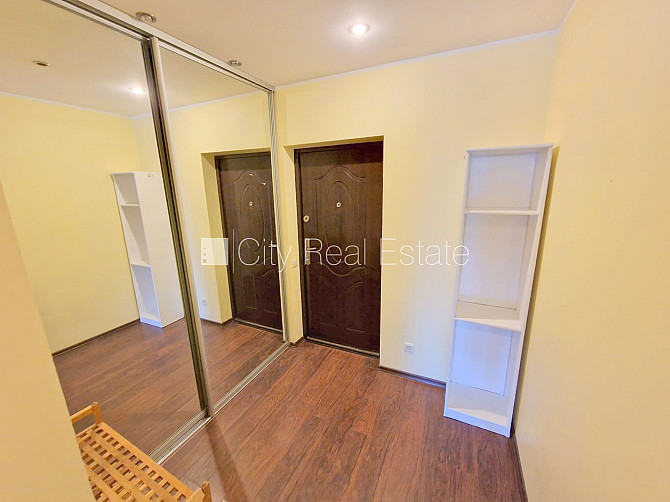 Земля в собственности, фасадный дом, реновированный дом, подъездная дорога Рига - изображение 19