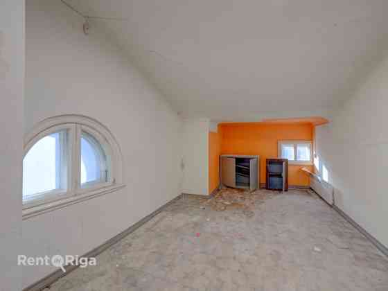 Сдаются помещения в историческом здании на улице Элизабетес, напротив парка Рига