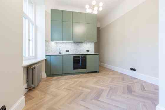 Эксклюзивная полностью обновлённая студия у Верманского сада  Квартира (4 этаж): - Rīga