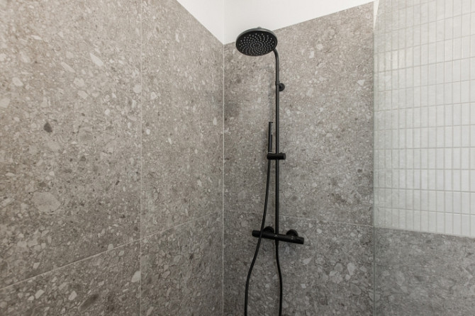 Ekskluzīvs, pilnībā atjaunots studio pie Vērmanes dārza  Dzīvoklis (4. stāvs): - Atvērta Rīga - foto 9