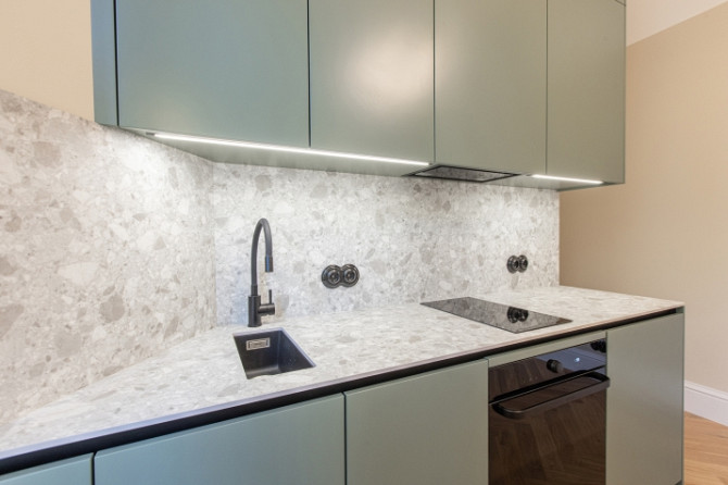 Ekskluzīvs, pilnībā atjaunots studio pie Vērmanes dārza  Dzīvoklis (4. stāvs): - Atvērta Rīga - foto 3