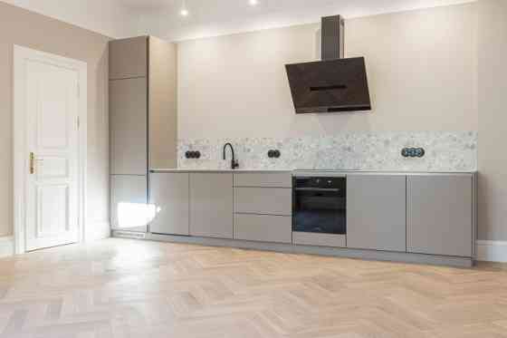 Эксклюзивная полностью обновлённая квартира у Верманского сада  Квартира (4 Rīga