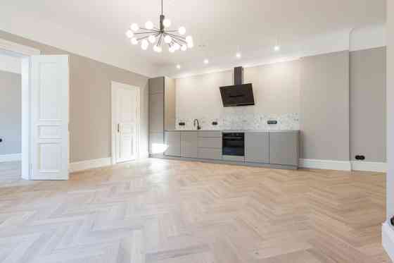 Эксклюзивная полностью обновлённая квартира у Верманского сада  Квартира (4 Rīga