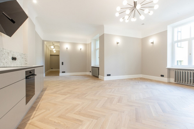 Ekskluzīvs, pilnībā atjaunots dzīvoklis pie Vērmanes dārza  Dzīvoklis (4. stāvs): - Plašs Rīga - foto 1