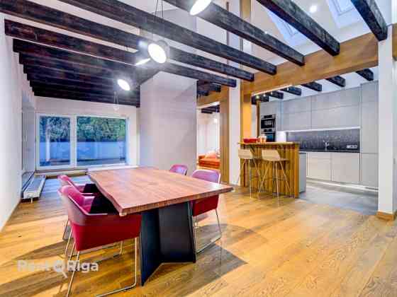 Комфорт частного дома в сочетании с преимуществами квартиры. Квартира светлая, Rīga