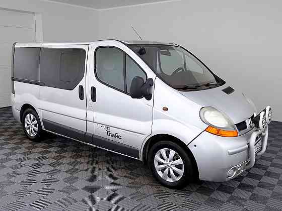 Renault Trafic Passenger 2.5 dCi 99kW Tallina