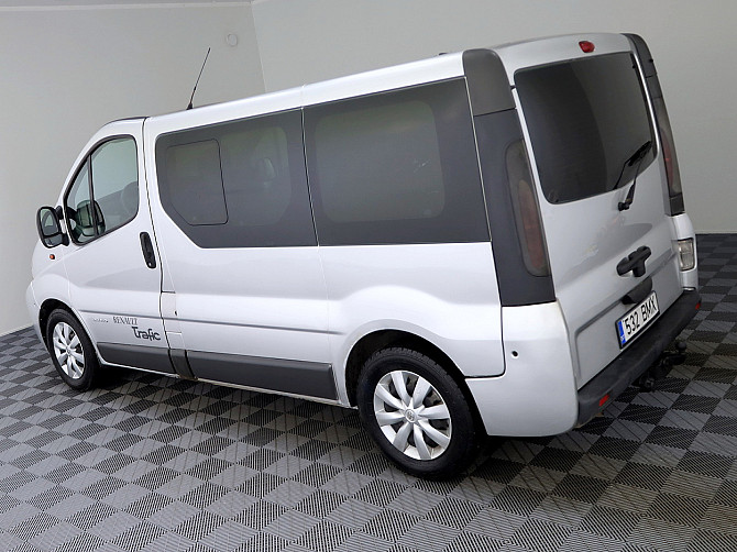 Renault Trafic Passenger 2.5 dCi 99kW Tallina - foto 4