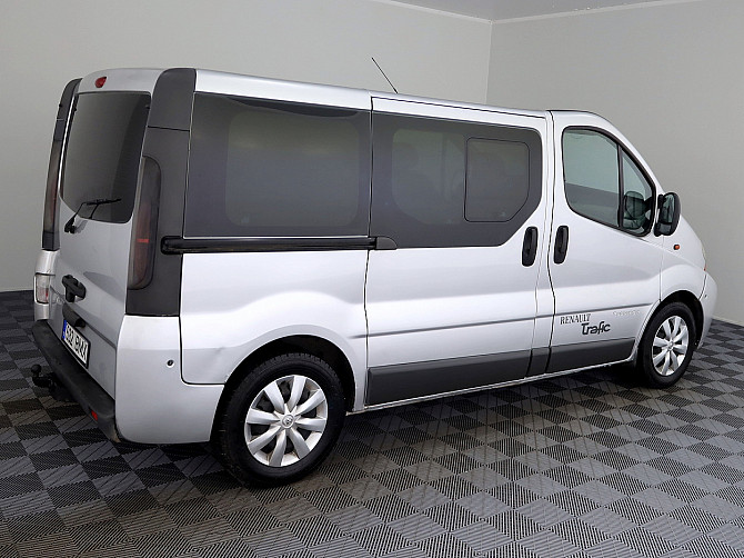 Renault Trafic Passenger 2.5 dCi 99kW Tallina - foto 3