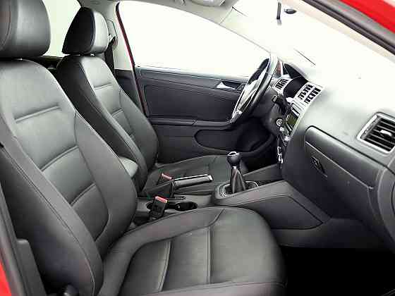 Volkswagen Jetta Highline 2.5 125kW Таллин