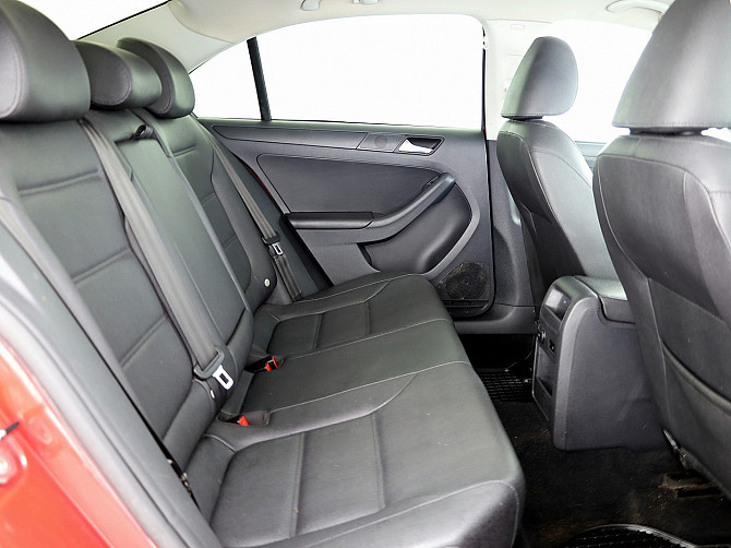 Volkswagen Jetta Highline 2.5 125kW Таллин - изображение 7