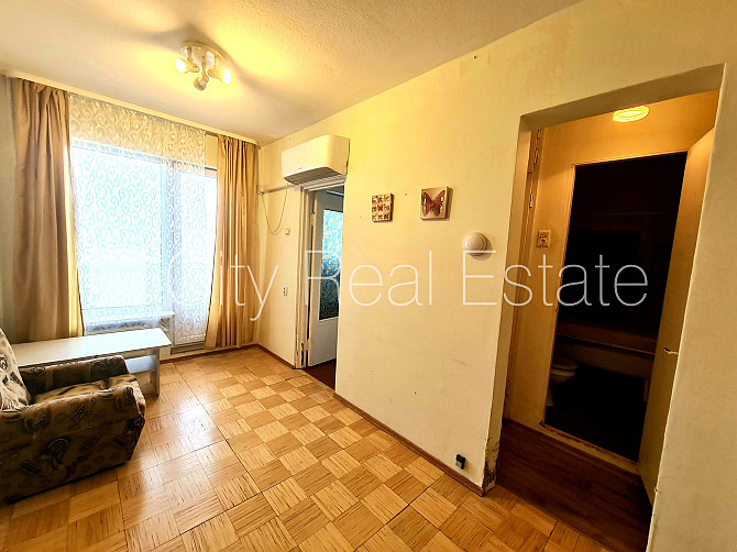 Благоустроенная озеленённая территория, лифт, лоджия 6 м2, изолированная комната, Рига - изображение 16