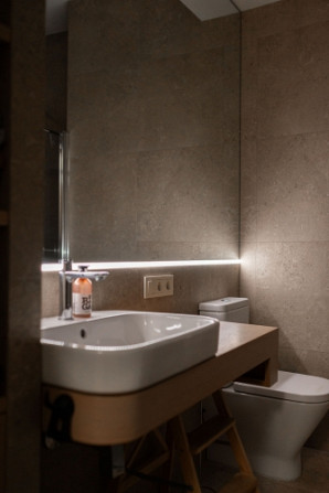 Сдаётся просторная и элегантная квартира в центре Риги, ул. Матиса 35  Предлагаем в Рига - изображение 3