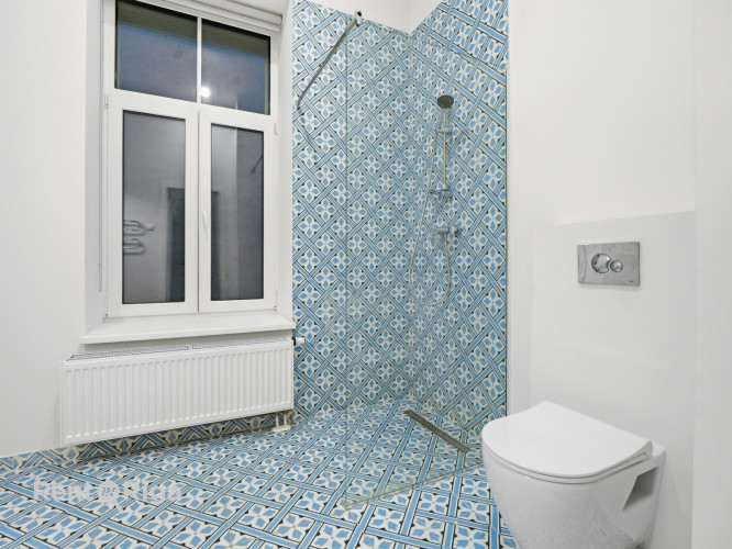 Mеблированная 2-комнатная квартира в Тихом центре Риги.  Квартира с высокими Рига - изображение 17