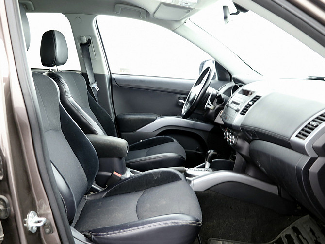 Mitsubishi Outlander Facelift LPG 2.4 125kW Tallina - foto 6