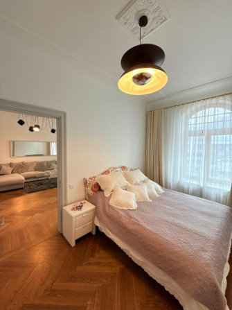 Pārdod elegantu 2 istabu dzīvokli Rīgas centrā  Piedāvājumā  skaists, pārdomāts un Rīga - foto 4