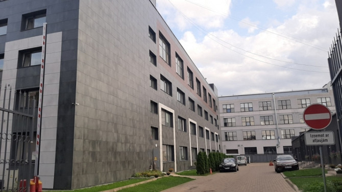 Tiek izīrēts gan ilgtermiņā, gan pa mēnešiem  -mēbelēts 1 istabas studio tipa dzīvoklis ar Rīga - foto 7