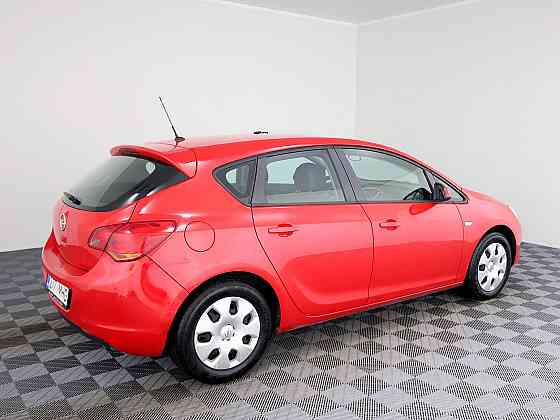 Opel Astra Elegance 1.7 CDTi 92kW Tallina