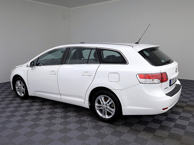 Toyota Avensis Comfort 2.0 D-4D 93kW Tallina - foto 4