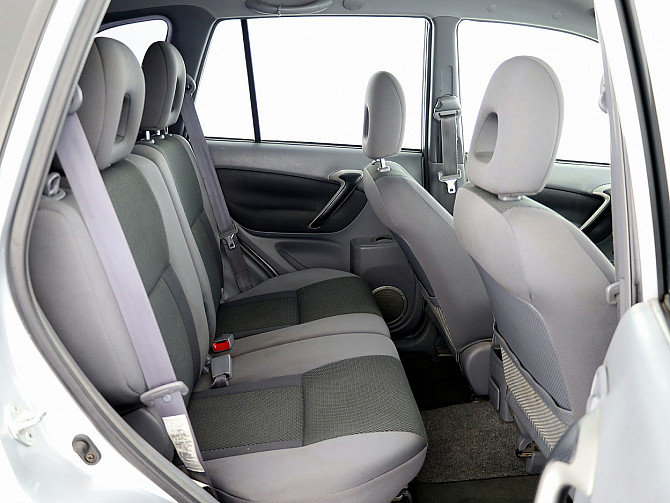 Toyota RAV4 Linea Sol ATM 2.0 110kW Tallina - foto 7