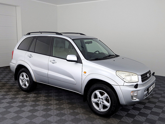 Toyota RAV4 Linea Sol ATM 2.0 110kW Tallina - foto 1