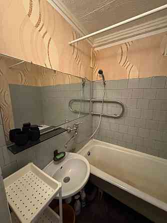 На длительный срок порядочным людям сдаю 2х комнатную квартиру. Без декларирования места... Рига