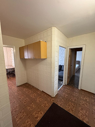 На длительный срок порядочным людям сдаю 2х комнатную квартиру.
Без декларирования места... Rīga - foto 8