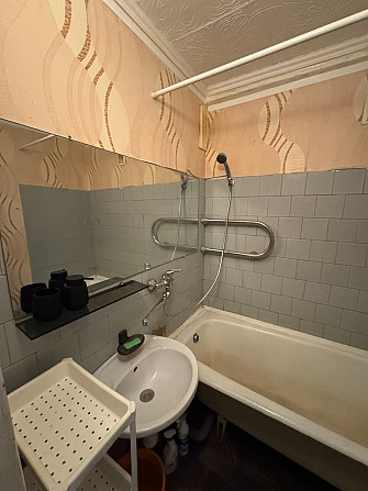 На длительный срок порядочным людям сдаю 2х комнатную квартиру.
Без декларирования места... Rīga - foto 5