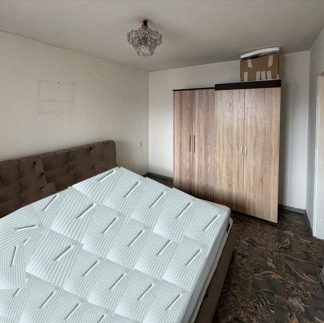 На длительный срок порядочным людям сдаю 2х комнатную квартиру.
Без декларирования места... Rīga - foto 10