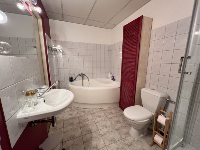 Квартира с собственным двором доступна для долгосрочной аренды!  3-комнатная Рига - изображение 4